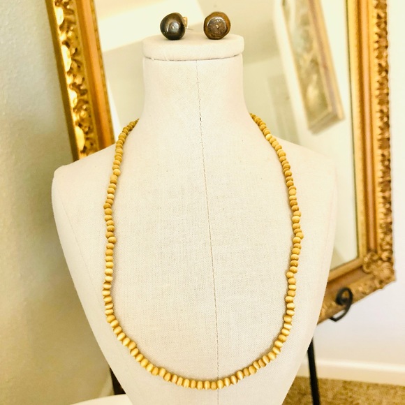 Vintage Dainty Bead Necklace & Stone Earrings - Picture 3 of 16